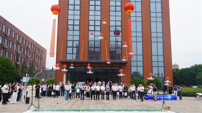 微信图片_2025-05-10_201227_606.jpg